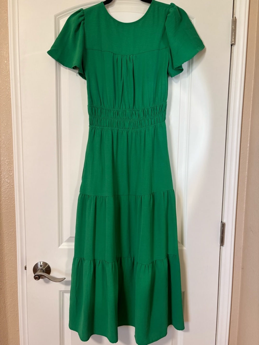 Monteau Emerald Green Tiered Maxi Dress with Smocked Waist - Picture 2 of 7